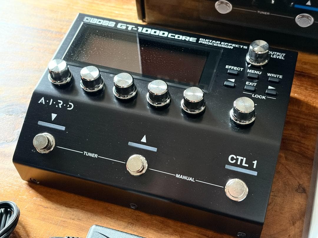 【極美品】BOSS GT-1000 CORE マルチエフェクター