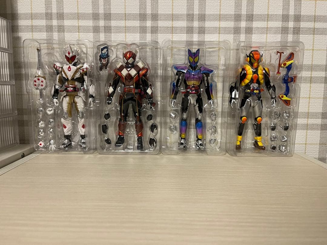 S.H.Figuarts 仮面ライダーガヴシリーズ 4体セット