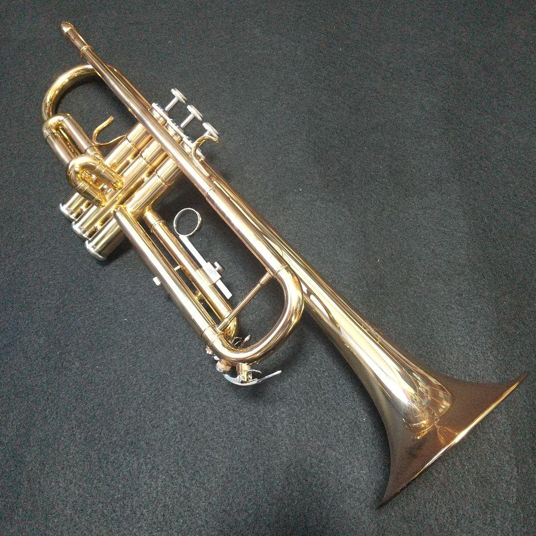 FESTI「フェスティ」トランペット。ゴールドラッカー仕上げ。美品