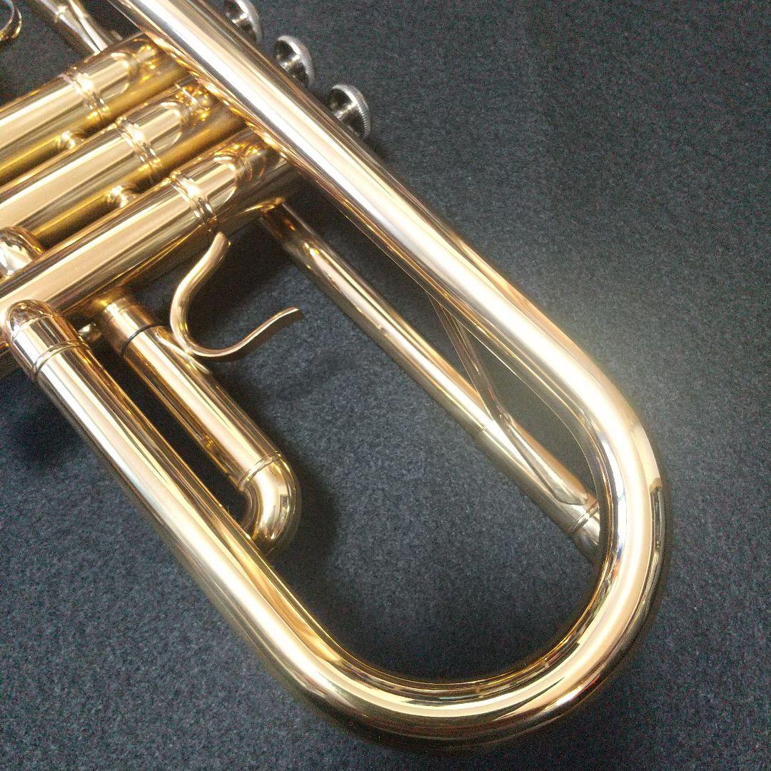 FESTI「フェスティ」トランペット。ゴールドラッカー仕上げ。美品