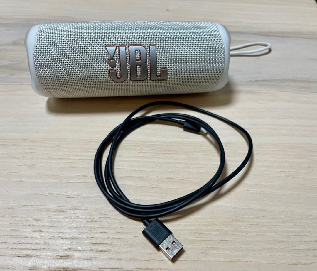 JBL FLIP6 Bluetoothスピーカー　2022年製