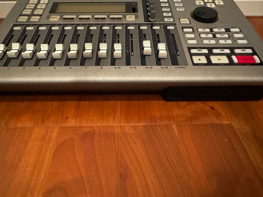 YAMAHA マルチトラックレコーダー AW16G