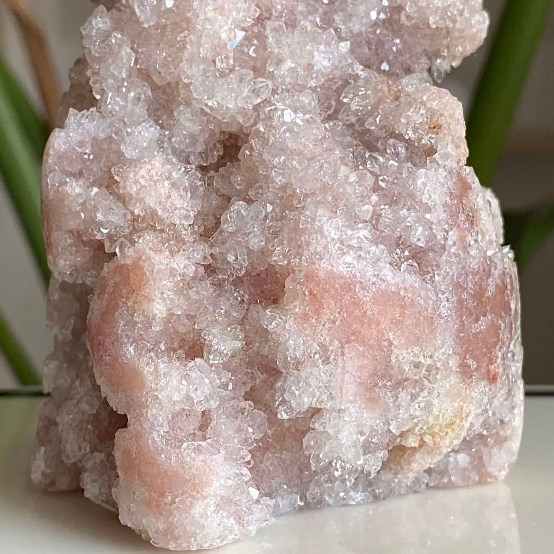 【 キラキラ ドゥルージー ピンクアメジスト 原石 約660g ドーム 】