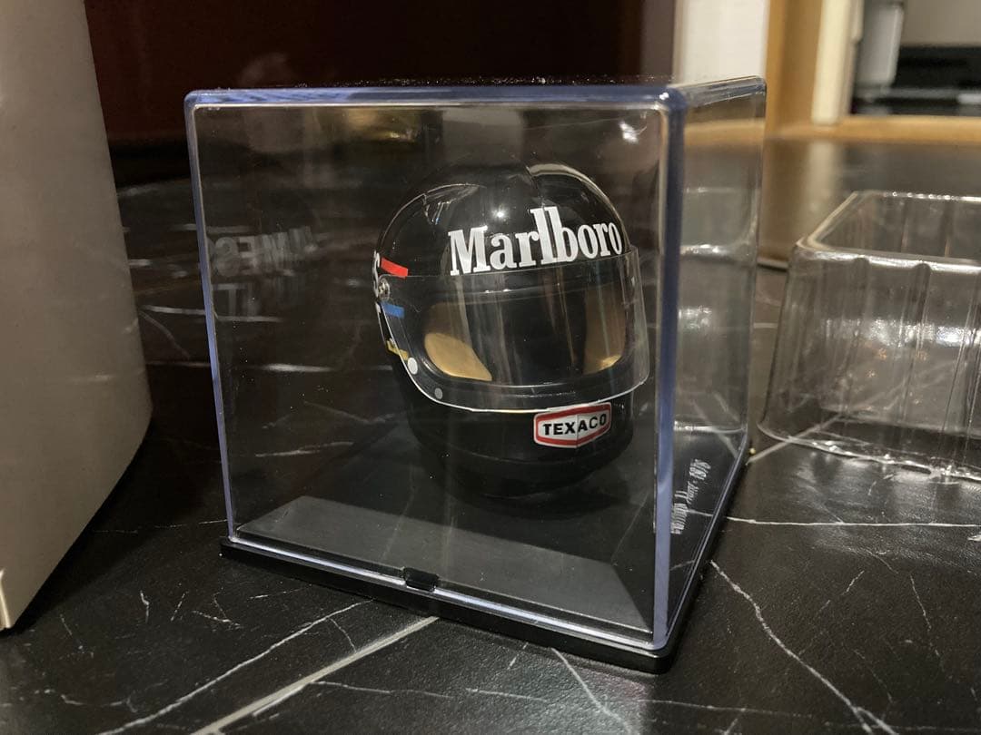 マルボロ仕様　デアゴスティーニ　1/5 ヘルメットコレクション ハント