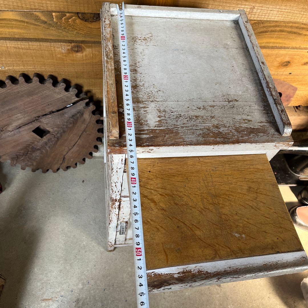 アンティークシャビーな棚台