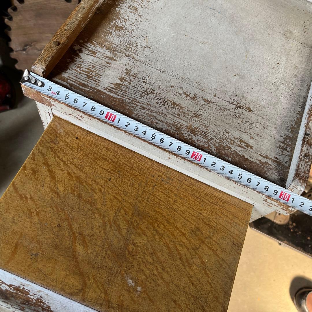 アンティークシャビーな棚台