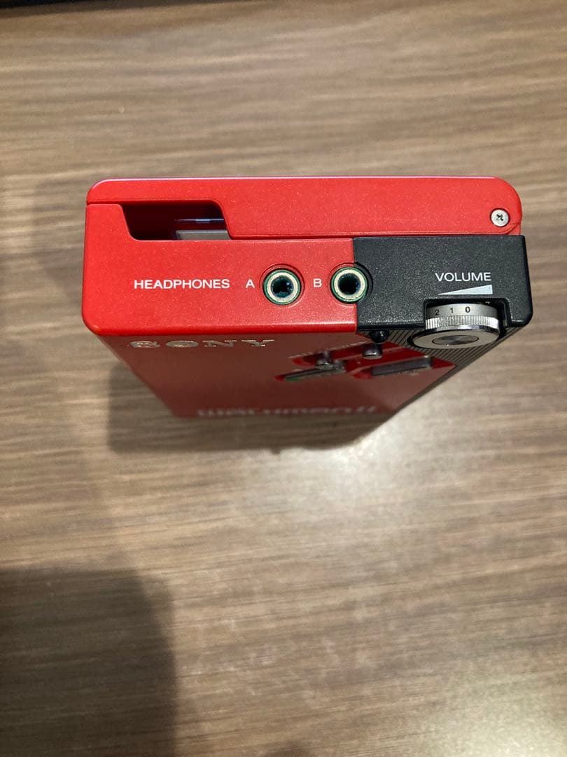 SONY WALKMAN II WM-2 カセットプレーヤー レッド