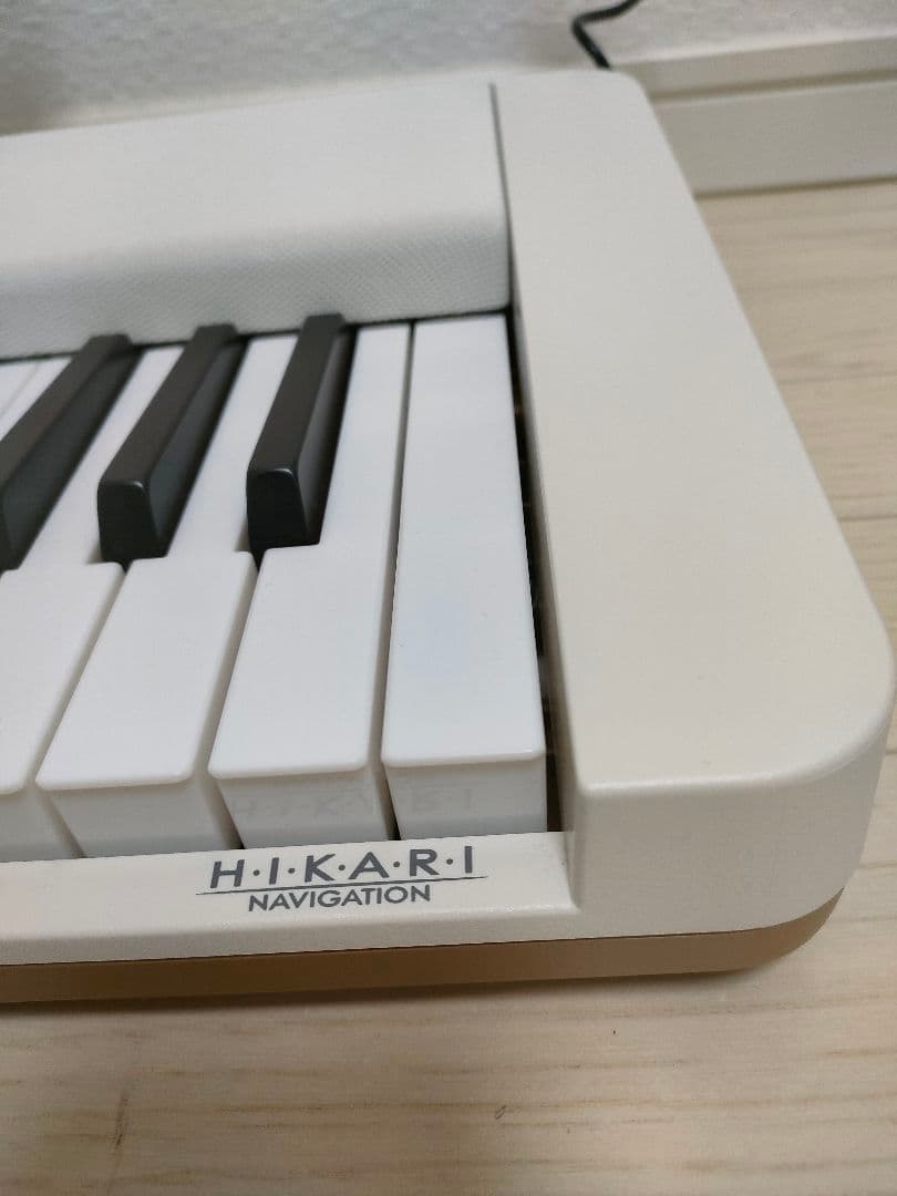 美品　カシオ　電子キーボード　LK-526 2022年製 　光ナビゲーション