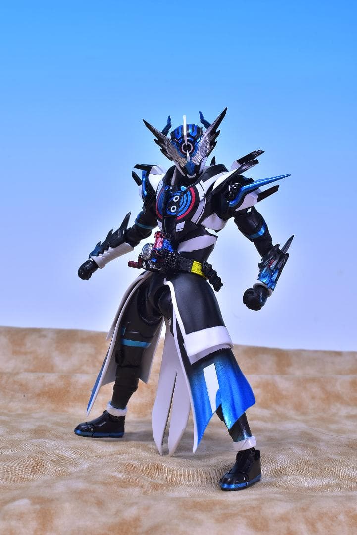 改造品 S.H.フィギュアーツ 仮面ライダー クローズエボル