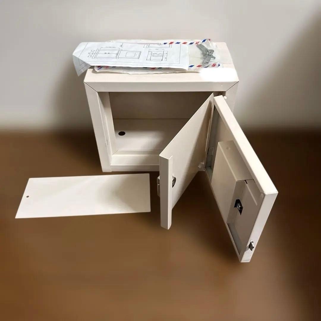 ダイヤル式金庫（小）