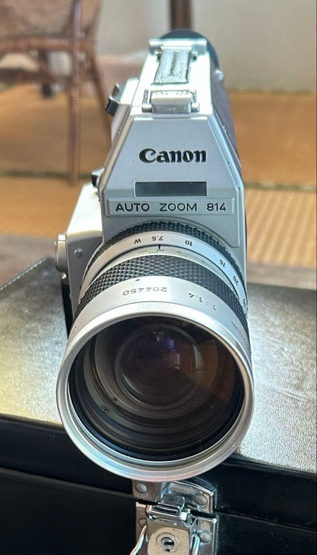 ケース付Canon Auto Zoom 814 8mmフィルムカメラ ビンテージ