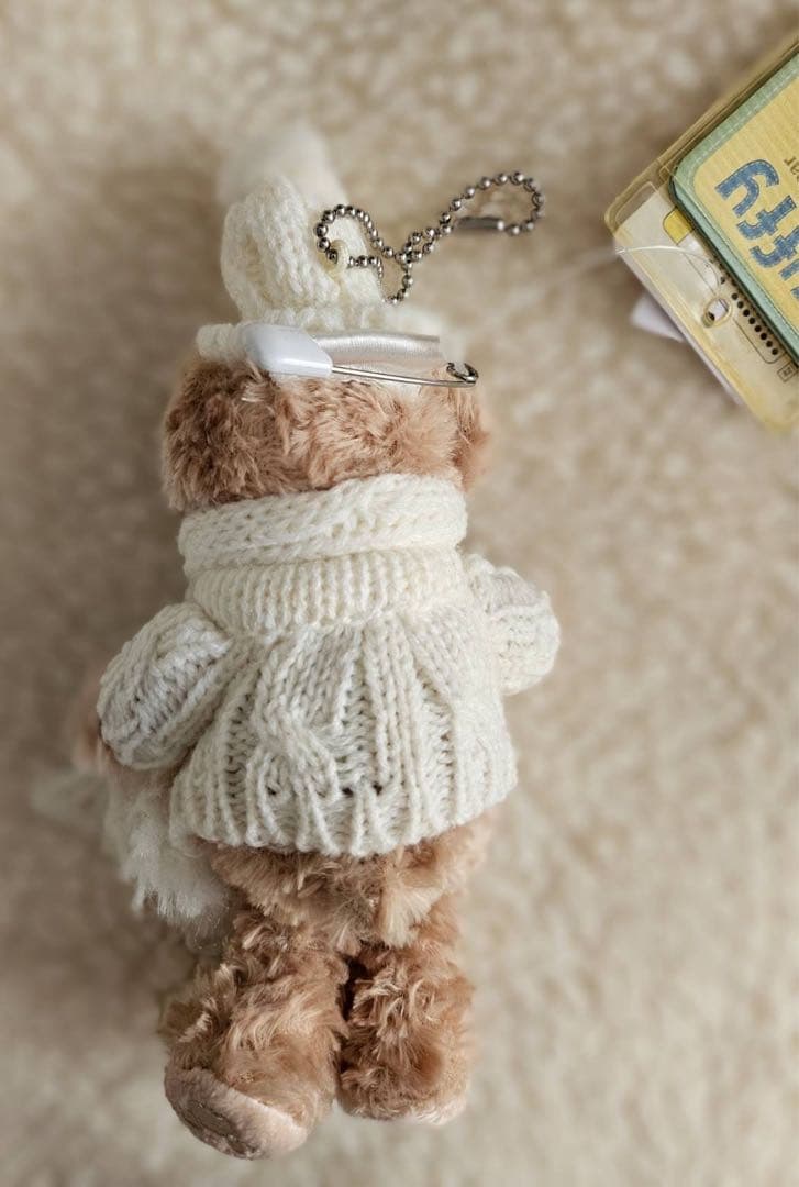 ディズニー　ダッフィー　ぬいぐるみバッジ