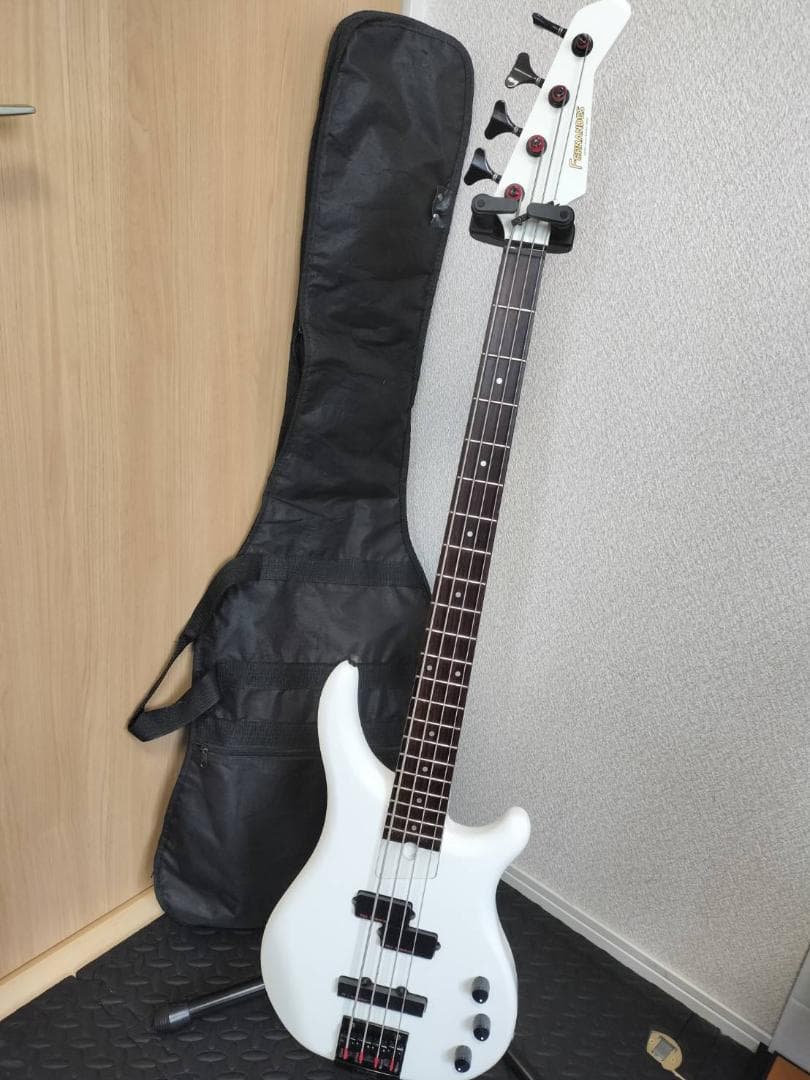 Fernandes REVOLVER FRB-55 状態良 ソフトケース付