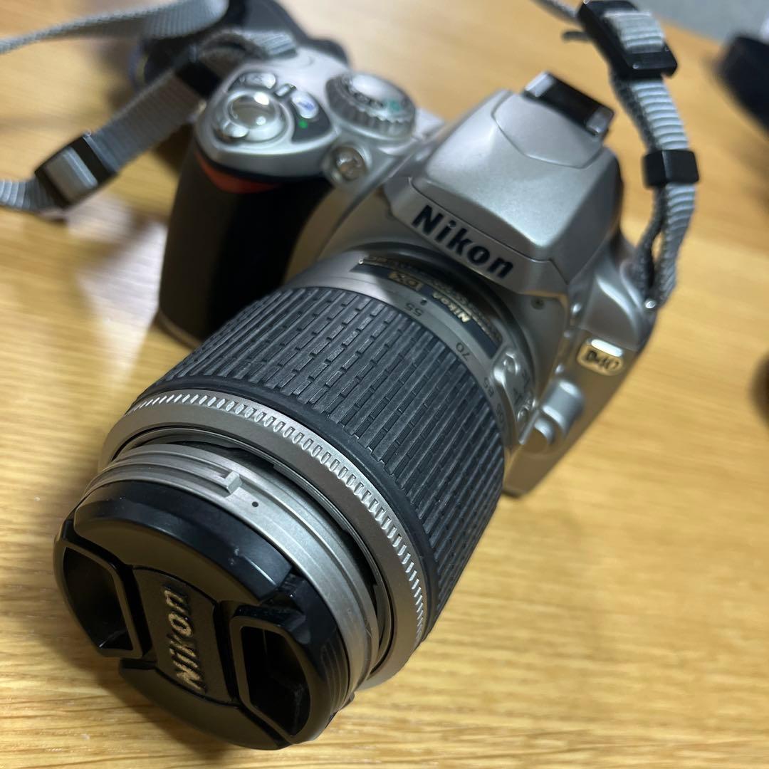 Nikon D40 デジタル一眼レフ カメラ