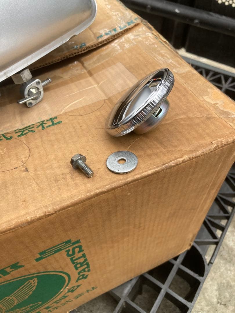 HONDA タンク シルバー/オレンジ　xl230 ホンダ　コック　キャップ