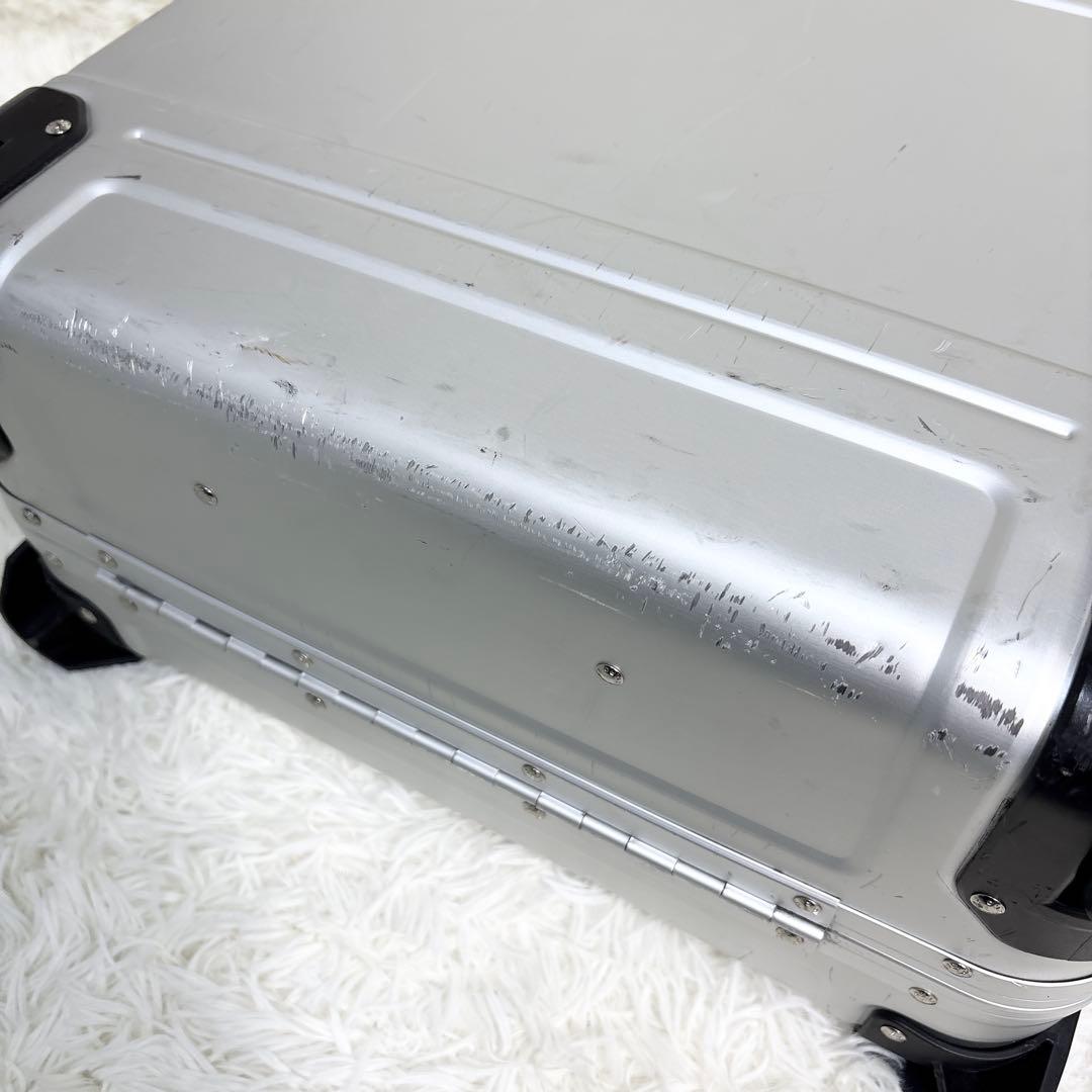 ゼロハリバートン キャリーケース 二輪 アルミ シルバー 小型
