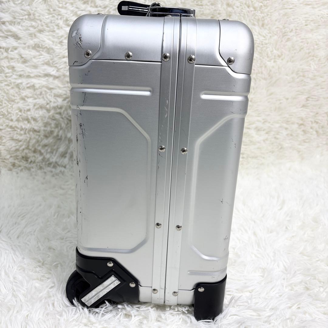 ゼロハリバートン キャリーケース 二輪 アルミ シルバー 小型