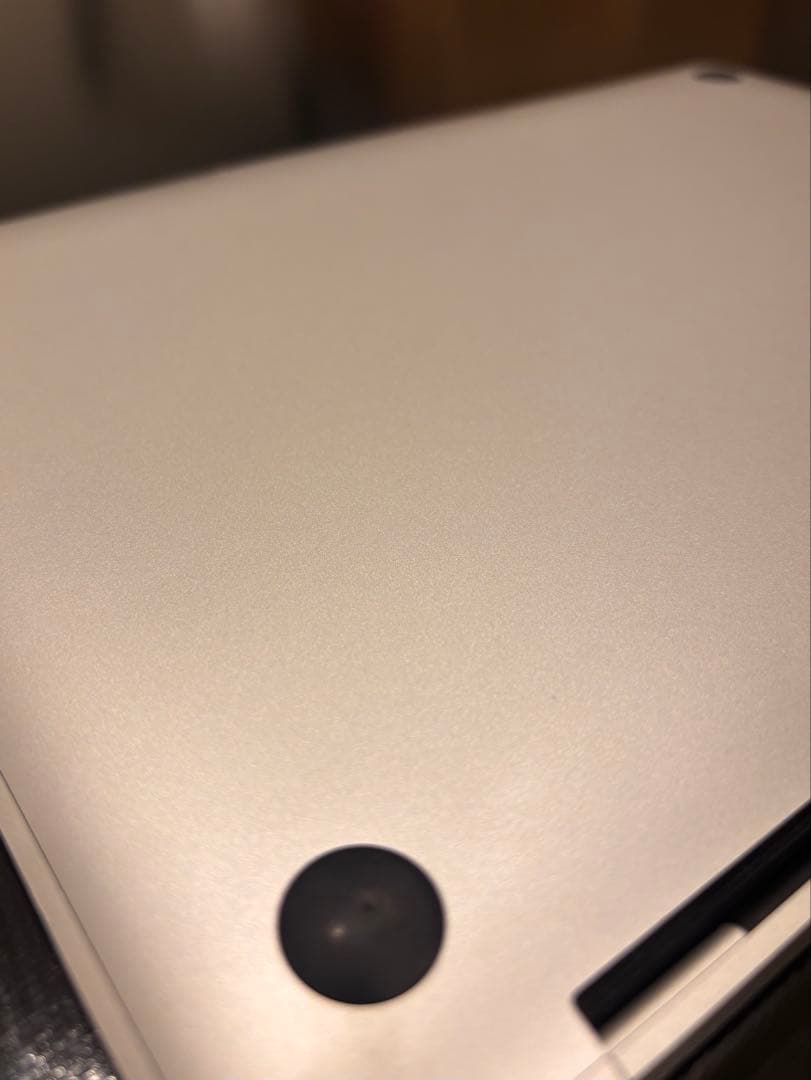 MacBook Pro 13インチ i5 8GB 256GB シルバー2017