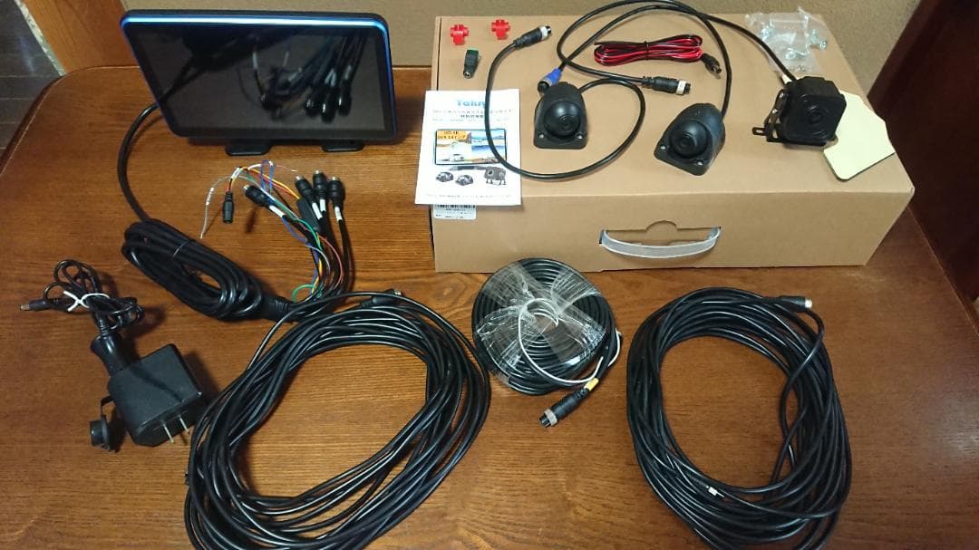 【防犯カメラセット】コンセントのみで使用出来ます！高齢者の親族用にどうですか？