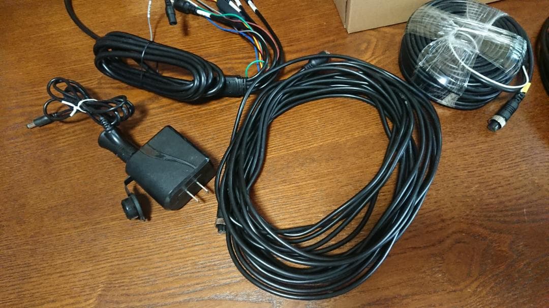 【防犯カメラセット】コンセントのみで使用出来ます！高齢者の親族用にどうですか？