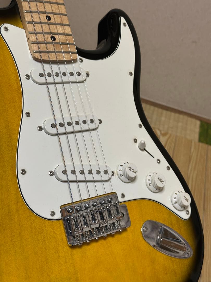 Mavis ストラトキャスタータイプ Stratocaster