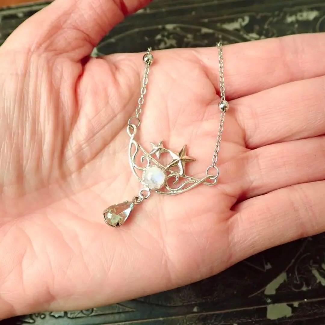 専用⭐︎サフィリーン✴︎星と月舟のネックレス
