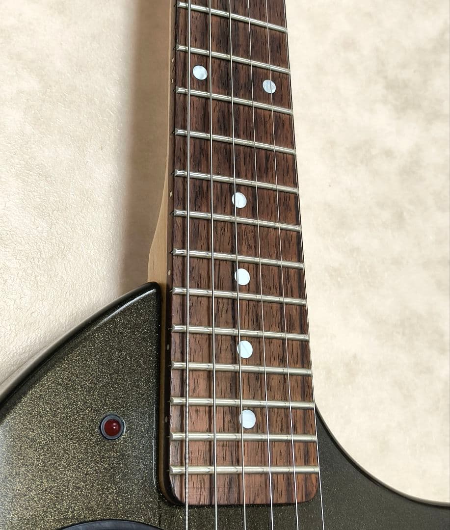 【美品】ZO-3 芸達者 MB アンプ内蔵ミニギター 専用ソフトケース付