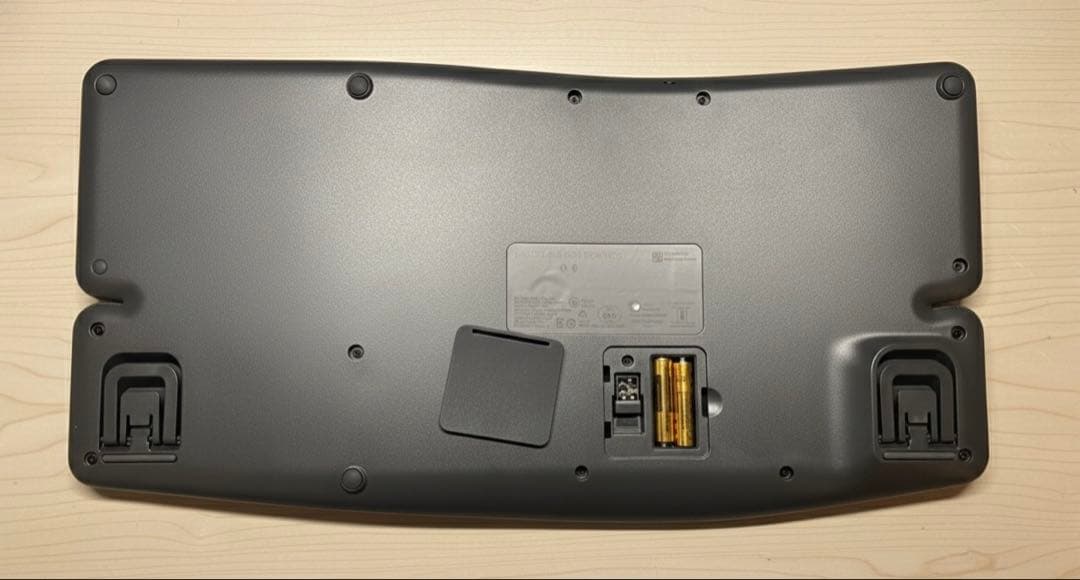 【jari】logicool エルゴノミクスキーボード 日本語配列 本体