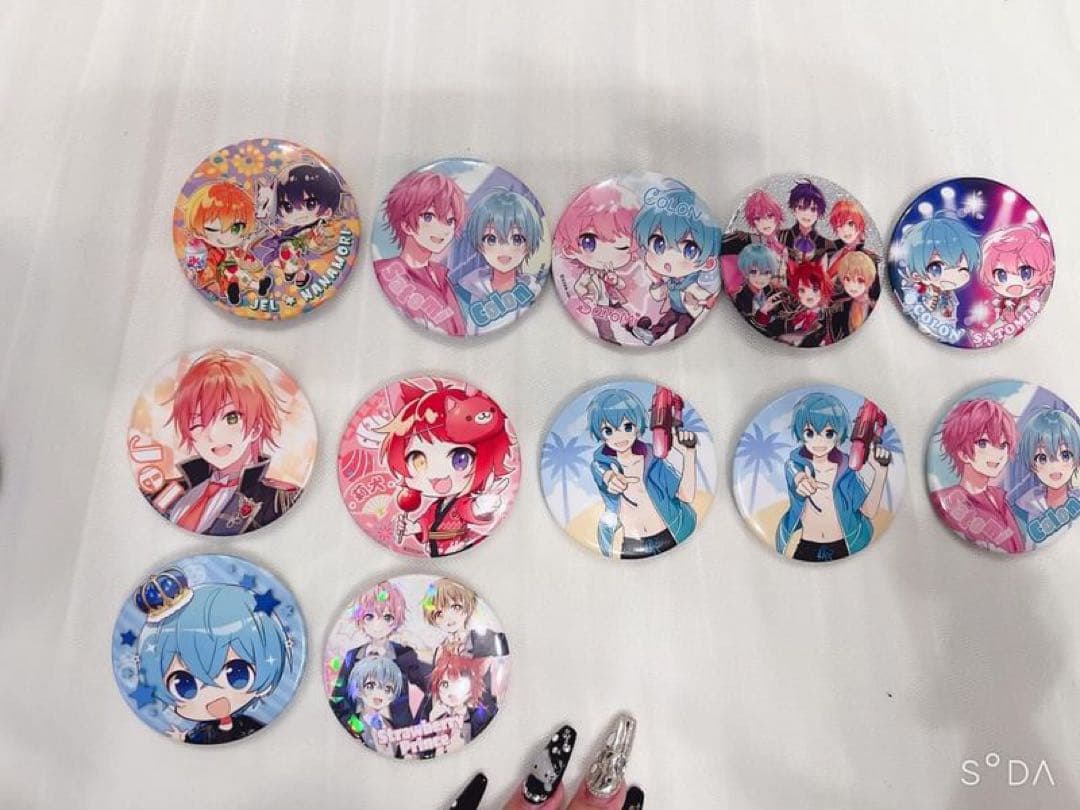 すとぷり　缶バッジ　2枚目以降各メン種類あり