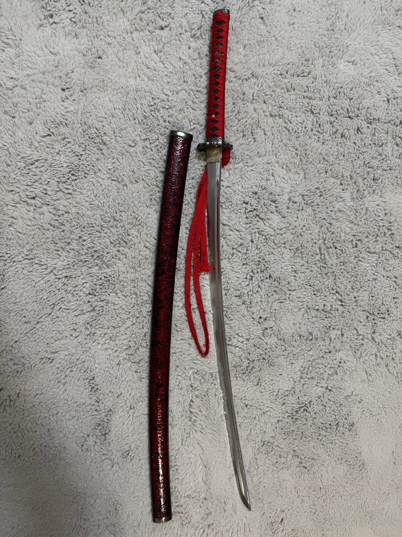 赤い柄の鋼製刀　1113 模造刀 赤 レッド アンティーク 美術品