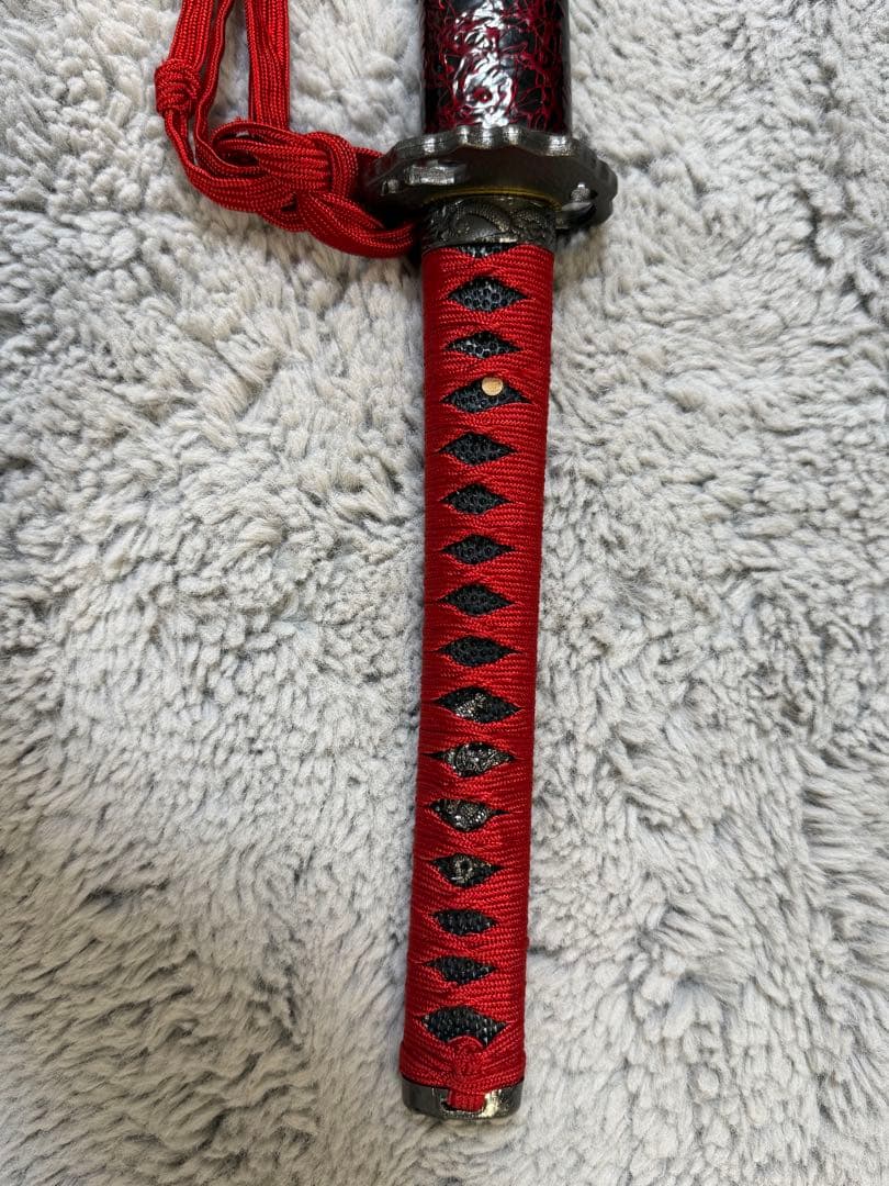 赤い柄の鋼製刀　1113 模造刀 赤 レッド アンティーク 美術品