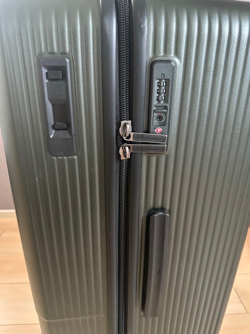 innovator イノベーター キャリーケース 92L オリーブドラブ