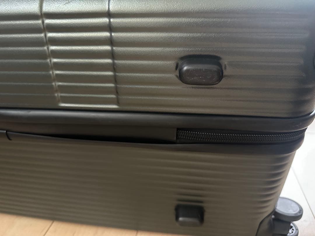 innovator イノベーター キャリーケース 92L オリーブドラブ