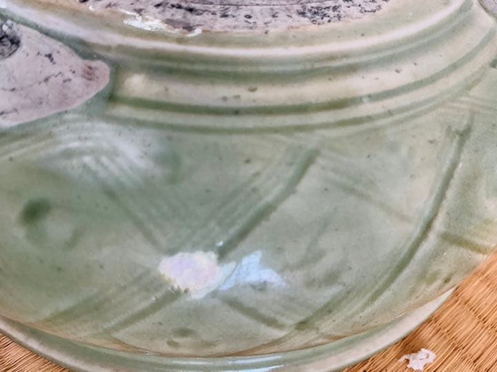 中国明時代七官青磁(竜泉窯）