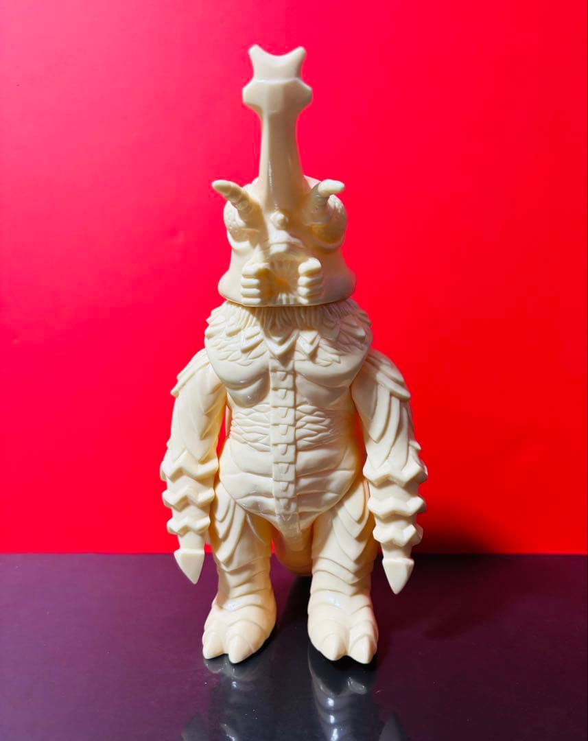 激レア マルサン 非売品 メガロ テストショット未塗装 肌色 高さ約25cm