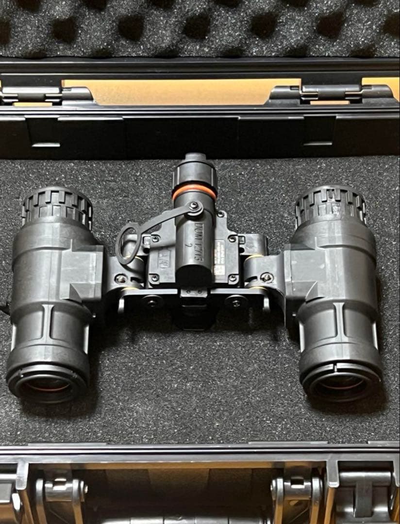 PVS31　デジタルナイトビジョン 実動 IR 四角画面