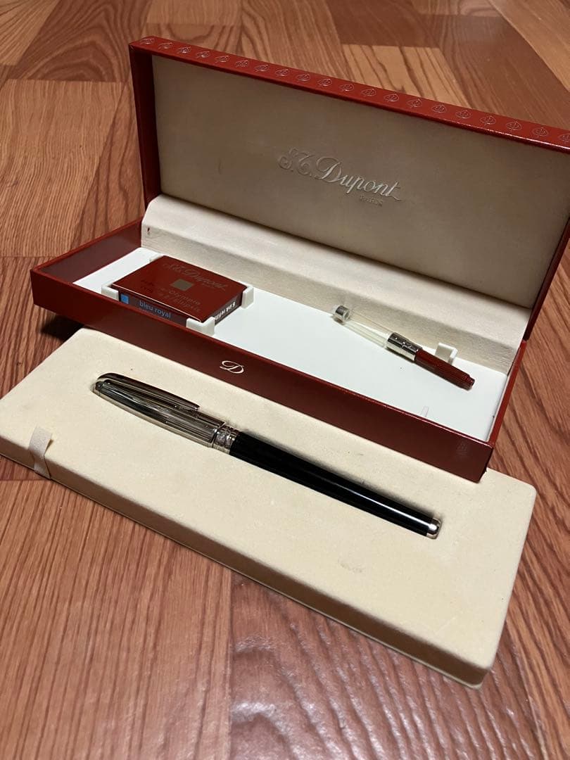 S.T. Dupont 万年筆 ペン先18K 750 エステーデュポン ブラック