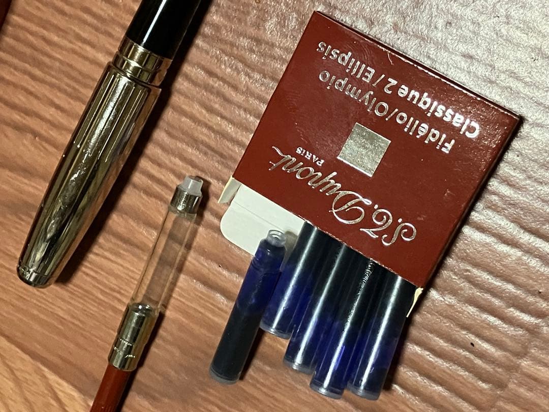 S.T. Dupont 万年筆 ペン先18K 750 エステーデュポン ブラック