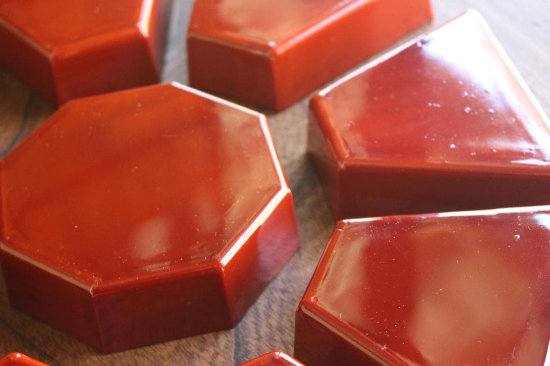 デッドストック！八角デザインに優美な螺鈿細工の映える蓋物（検民芸小物入れ弁当箱