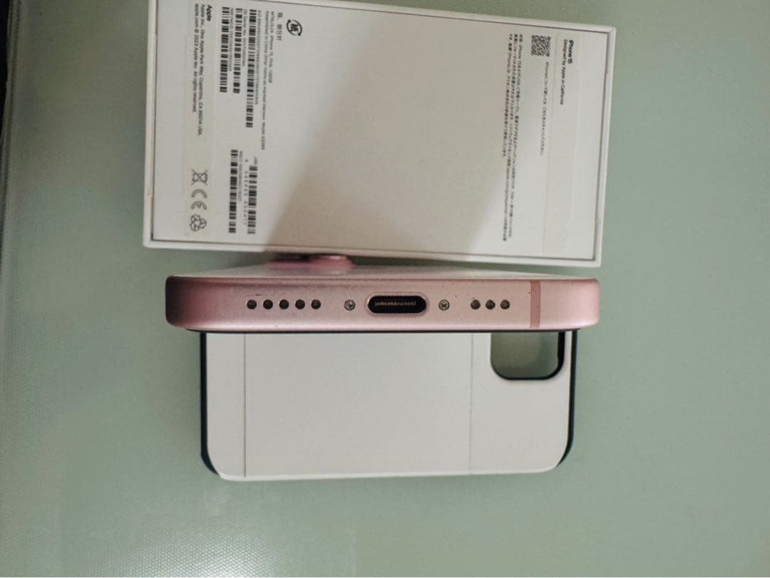 【本日限定特価】iPhone 15 128GB 　SIMフリー　ピンク