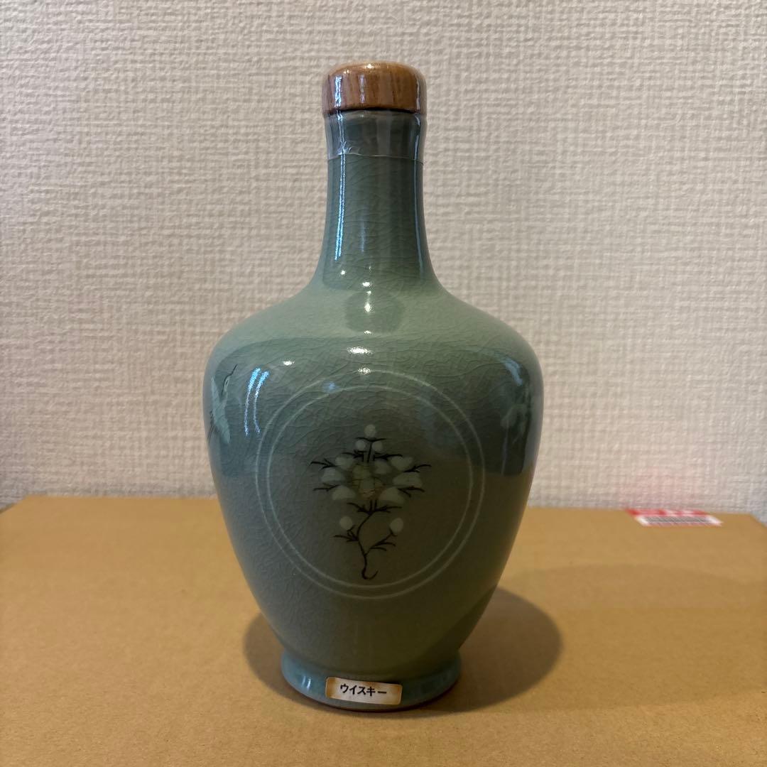 ニッカ ウイスキー　特選 高麗青磁 雲鶴草花文様 象嵌ボトル　陶器　未開封