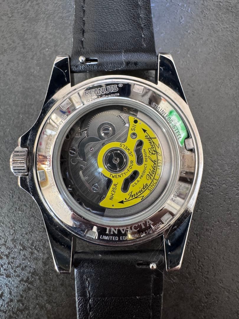 INVICTA スヌーピーコラボ　自動巻腕時計