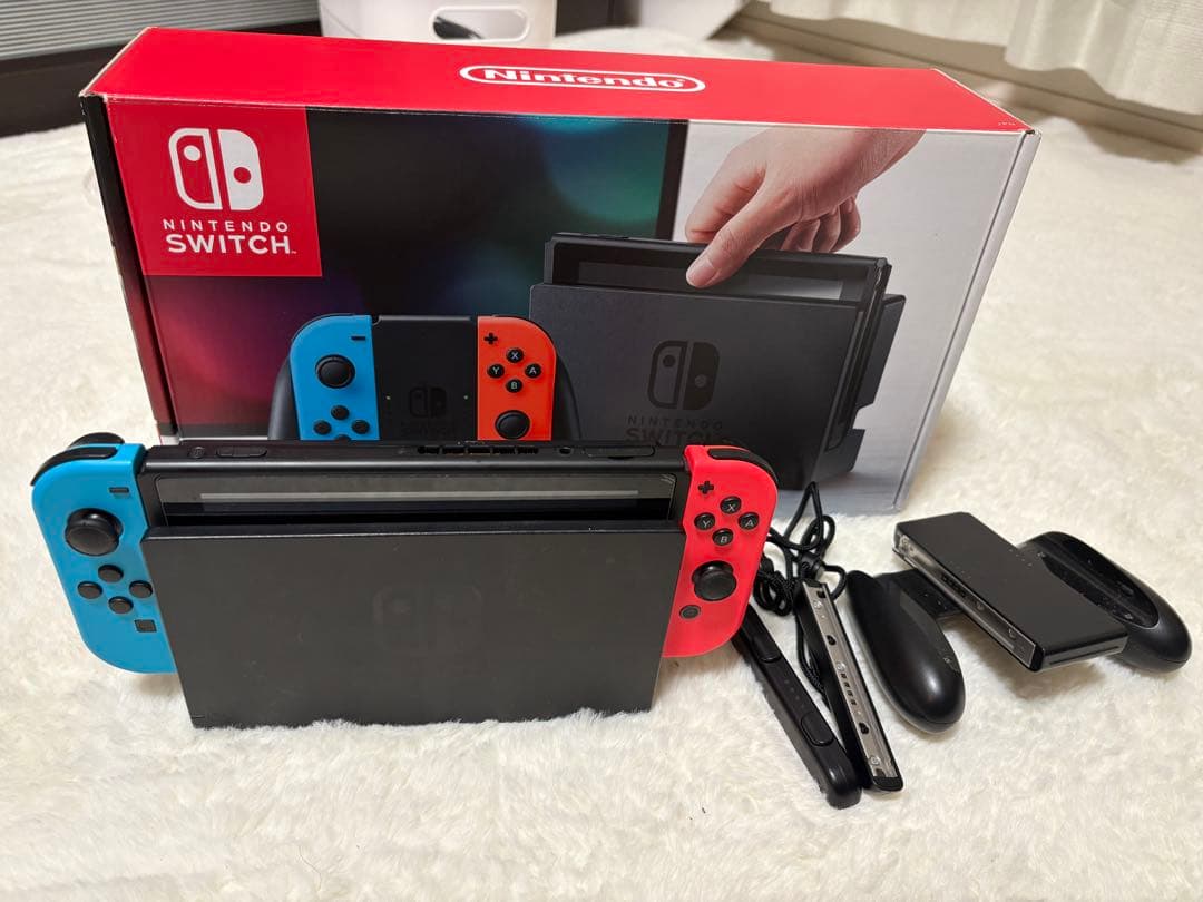 Nintendo Switch ネオンブルー/ネオンレッド 本体　※コード類なし