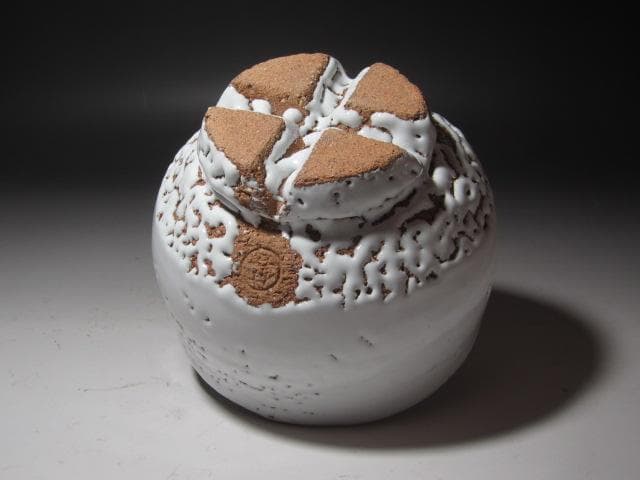 【セール】☆十一代三輪休雪　鬼萩茶碗　遠山　裏千家十五代鵬雲斎の花押☆y413