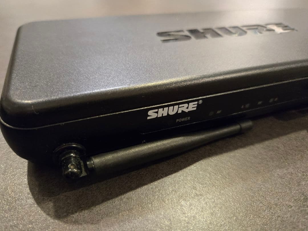 【SHURE】ワイヤレスマイクロフォンPG58+受信機SVX88セット