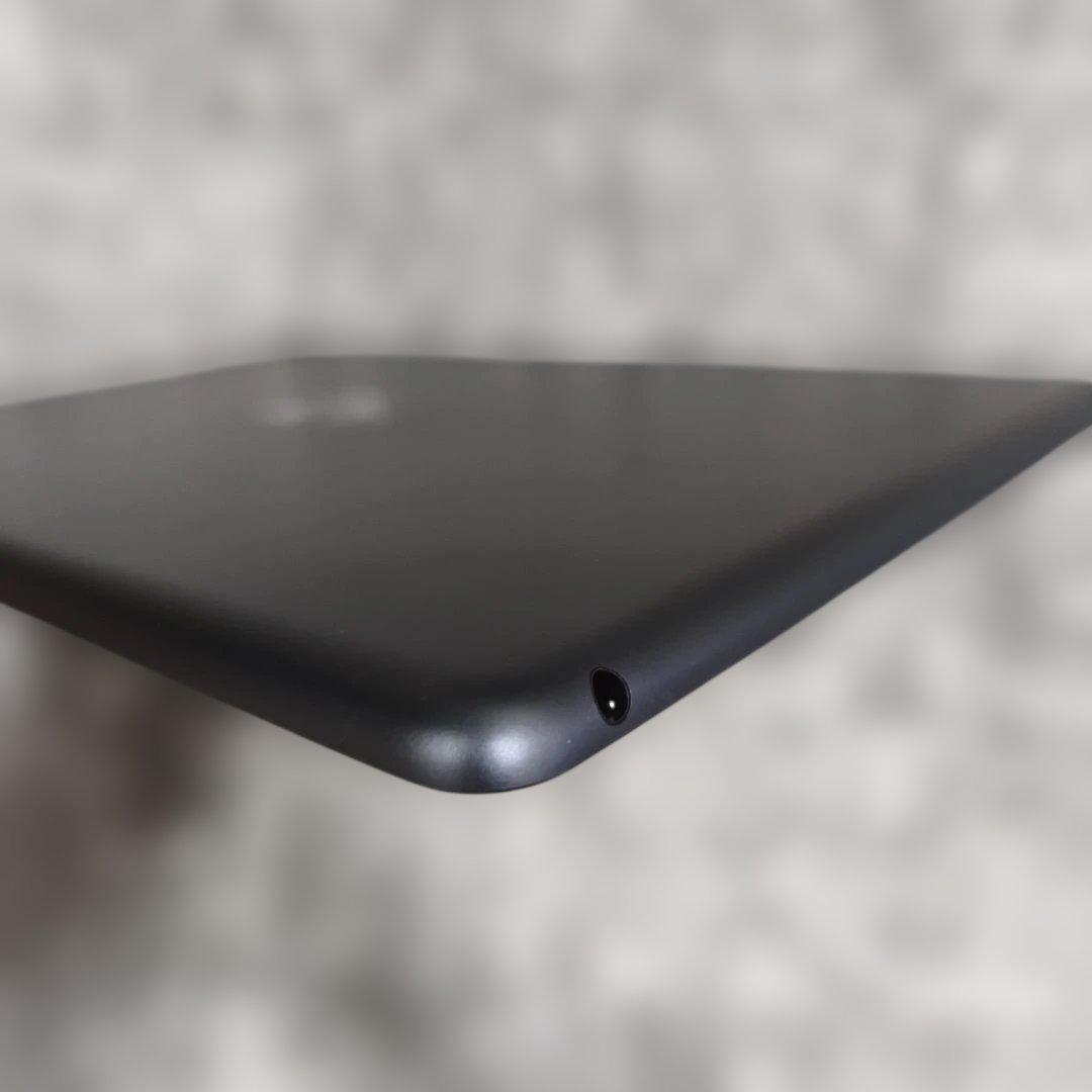 Apple iPad (第8世代) 32GB