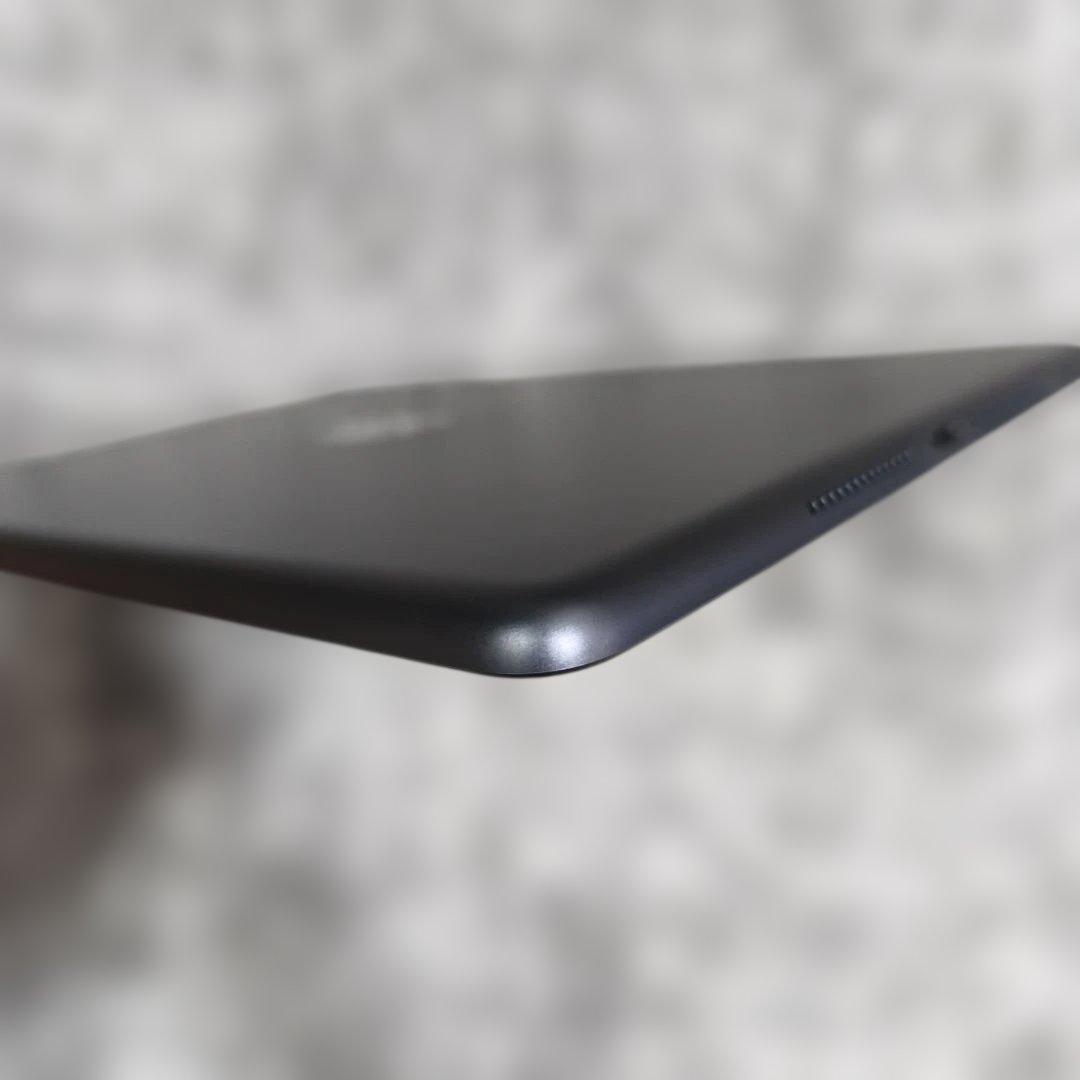 Apple iPad (第8世代) 32GB