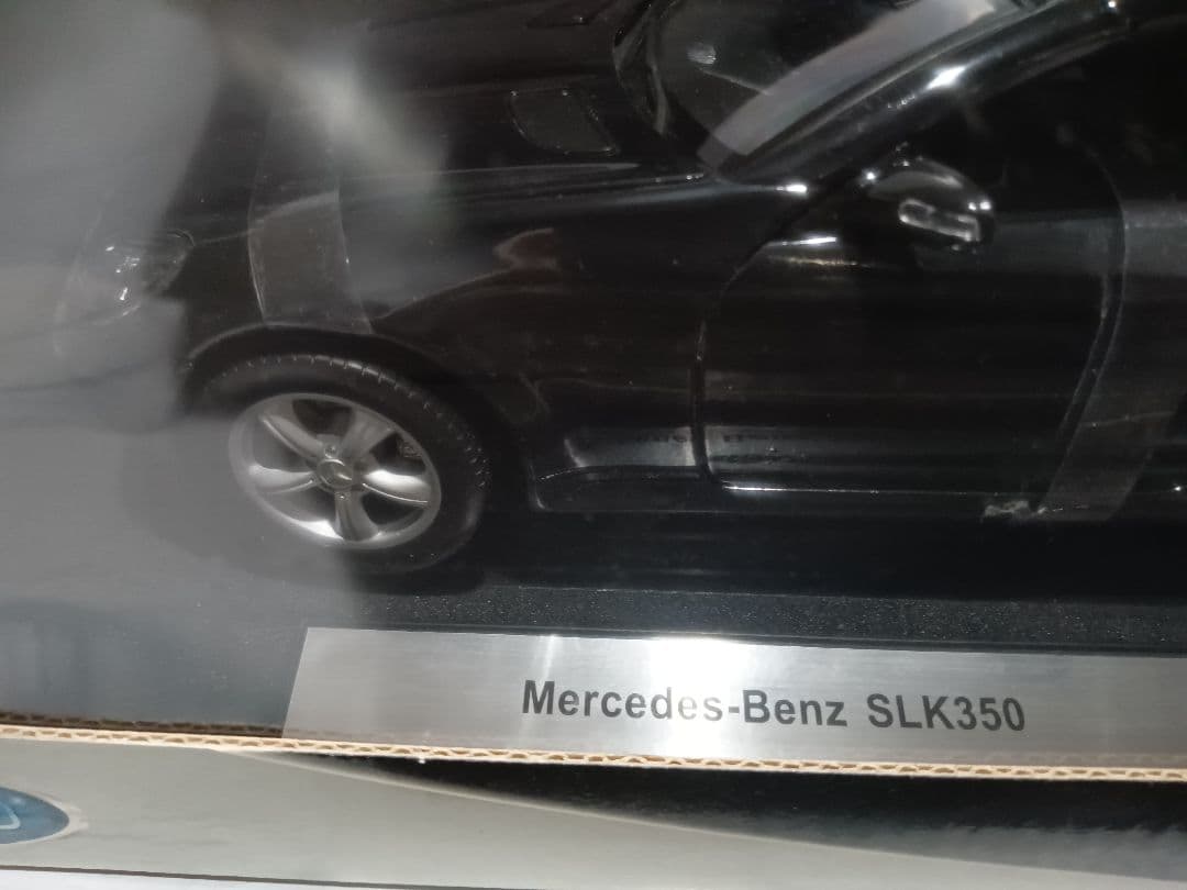 1/18 メルセデス・ベンツ　SLK350 R171　ミニカー　ブラック