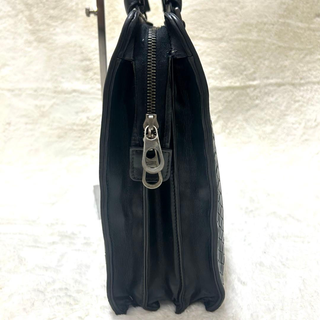 ボッテガヴェネタ イントレチャート ブラック レザー ビジネスバッグ
