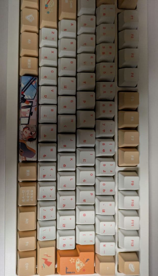 【ほぼ未使用】VSPO!GEAR ゲーミングキーボード 小森めと